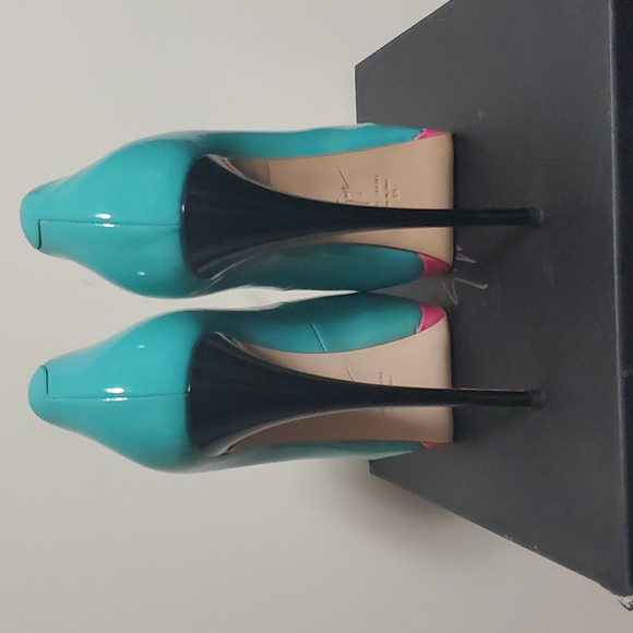 Giuseppe Zanotti Sharon Vernice Scuba - Picture 3 of 5